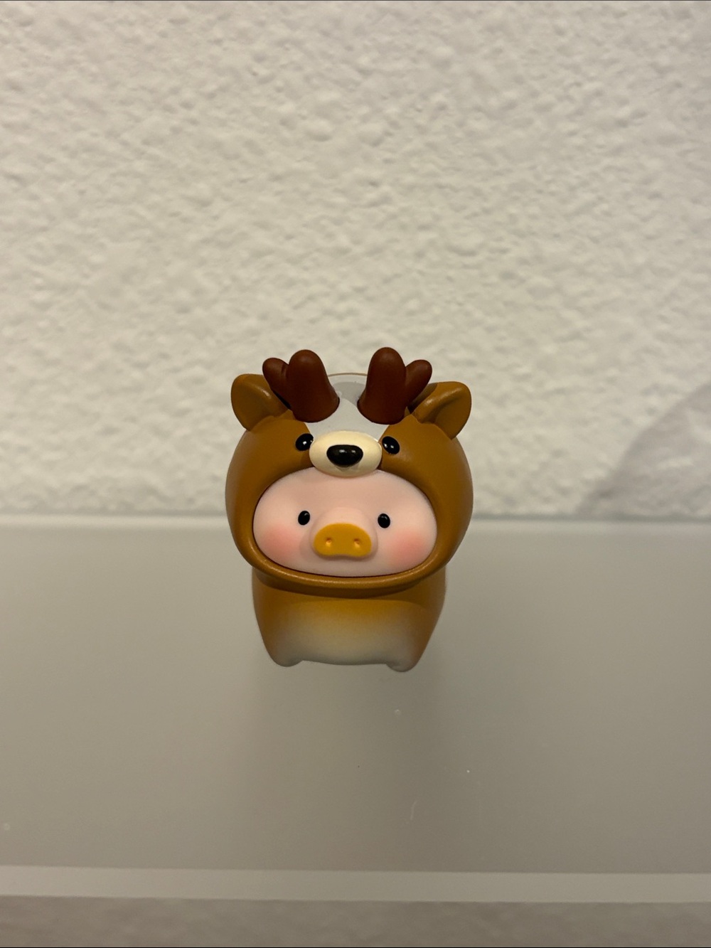 Lulú pig animal party reindeer